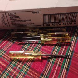 6 Pocket Screwdrivers By : Stanley 