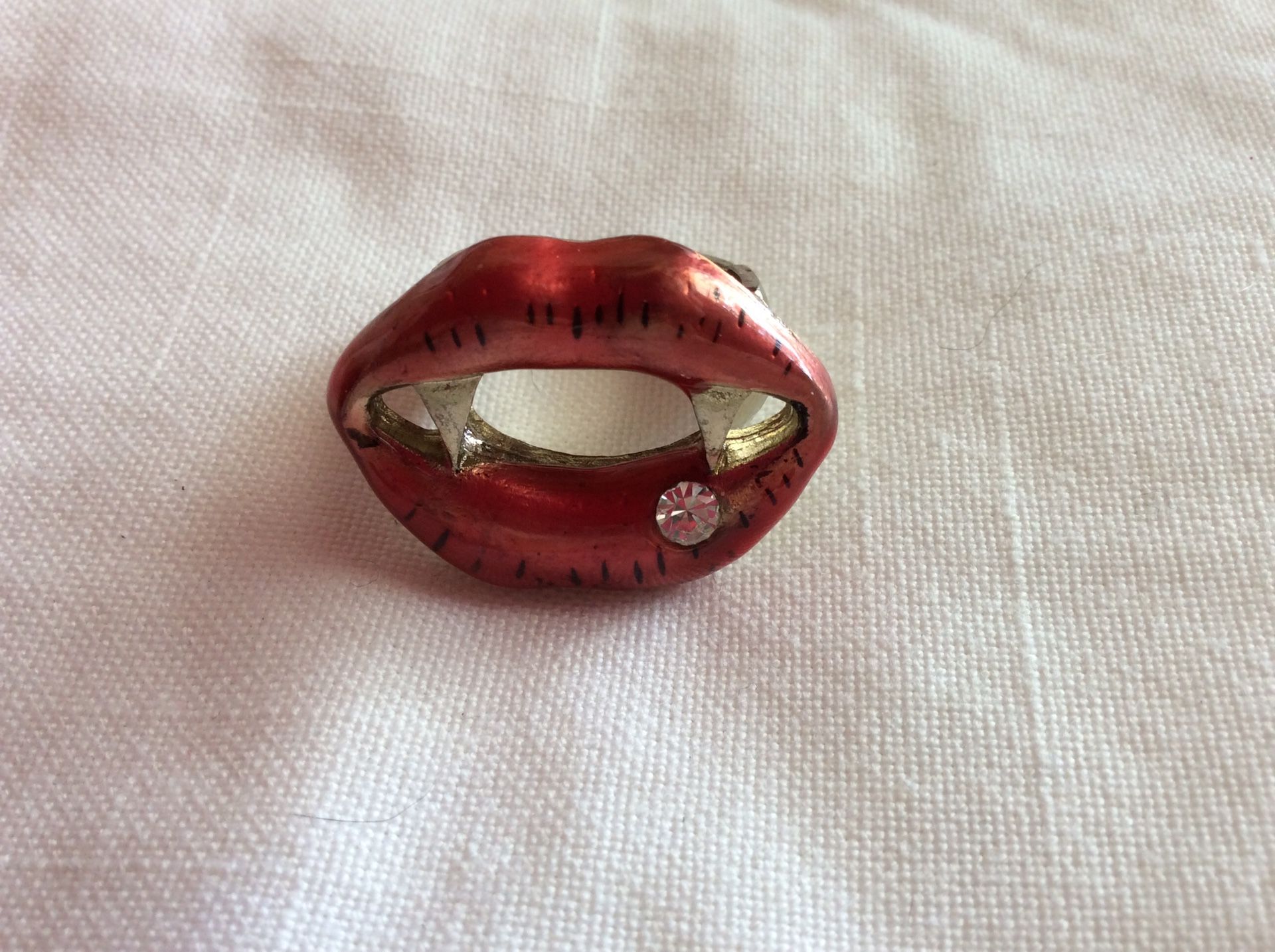 Betsy Johnson lip ring