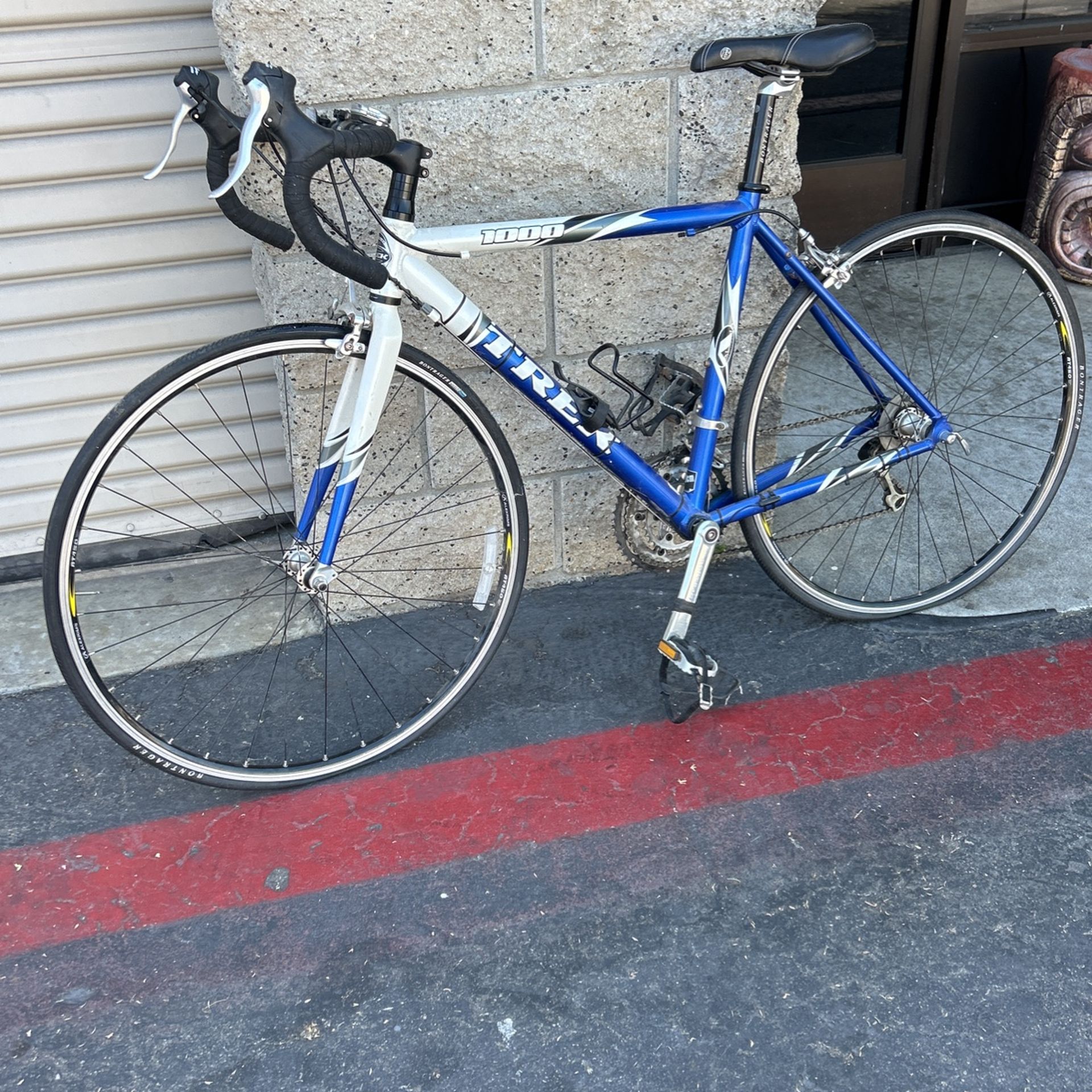 Trek 1000 Alpha Custom Aluminum Road Bike!! for Sale in San Marcos