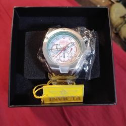 NIB Men's Invicta Racing Red Line #47745
