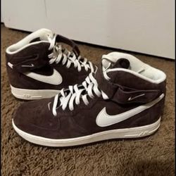 Nike Brown Suede