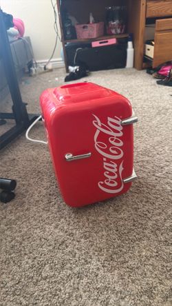 Coca Cola mini fridge