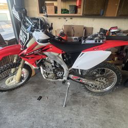 CRF 450 R