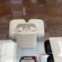 AirPods 