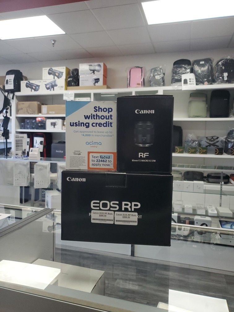 Canon EOS RP with Canon RF 85mm F2 Macro Lens Combo
