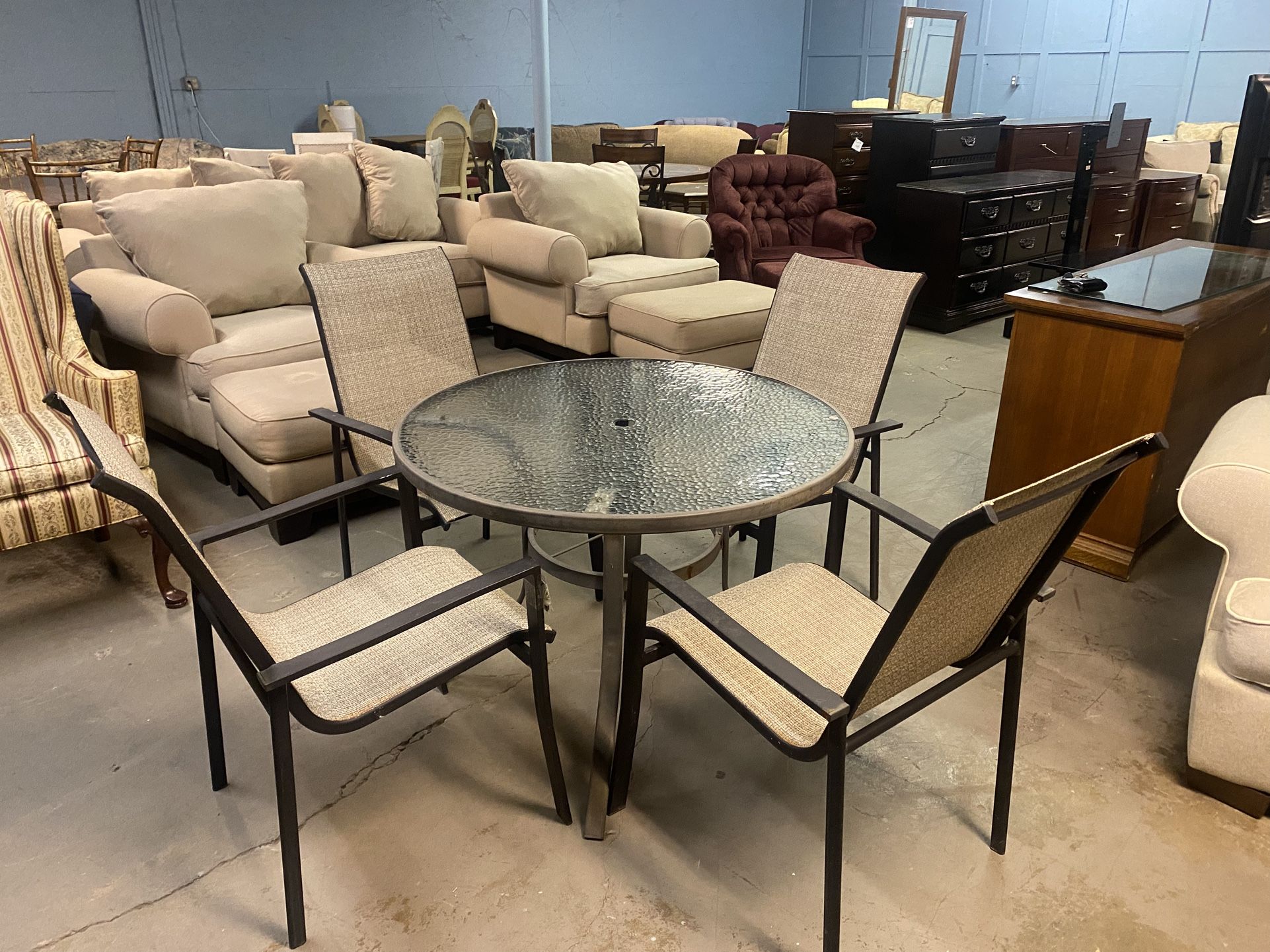 Nice Patio Table with 4 Chairs (delivery available, See details