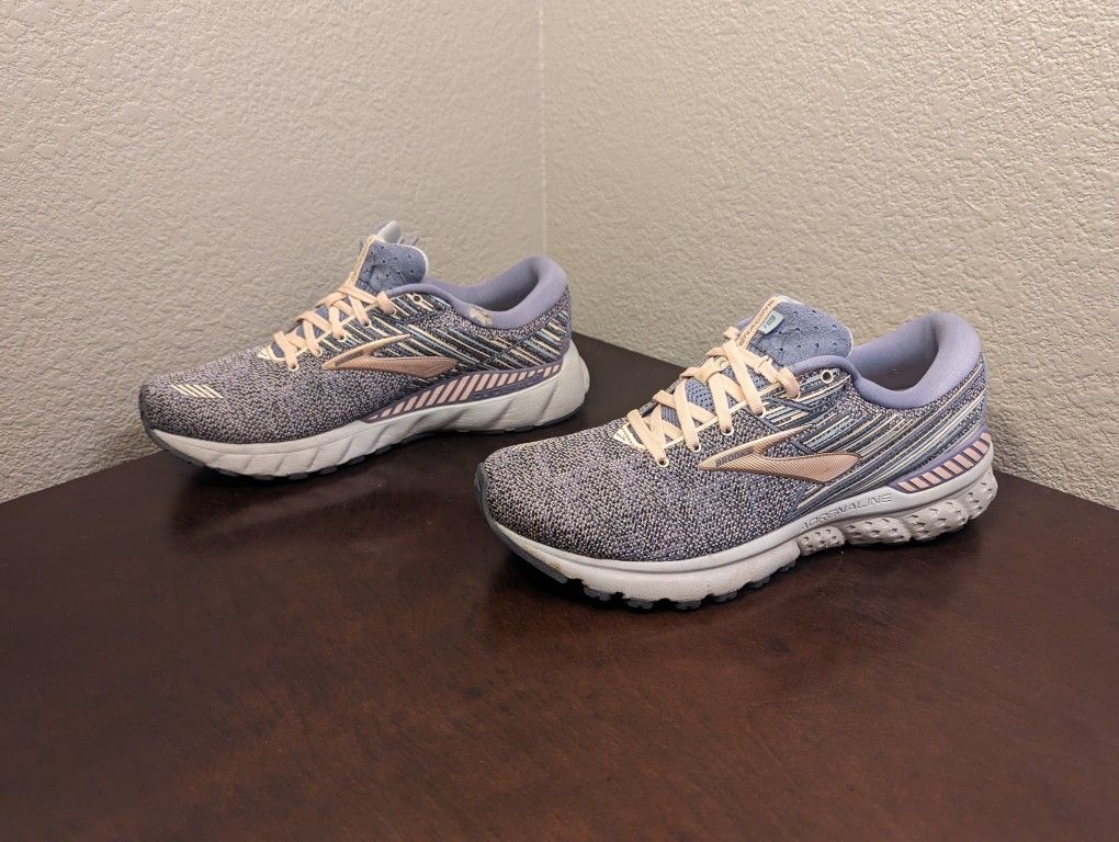 Brooks Adrenaline GTS 19 Women's Size 11 Running Shoes 1202841B034 Peach Gray