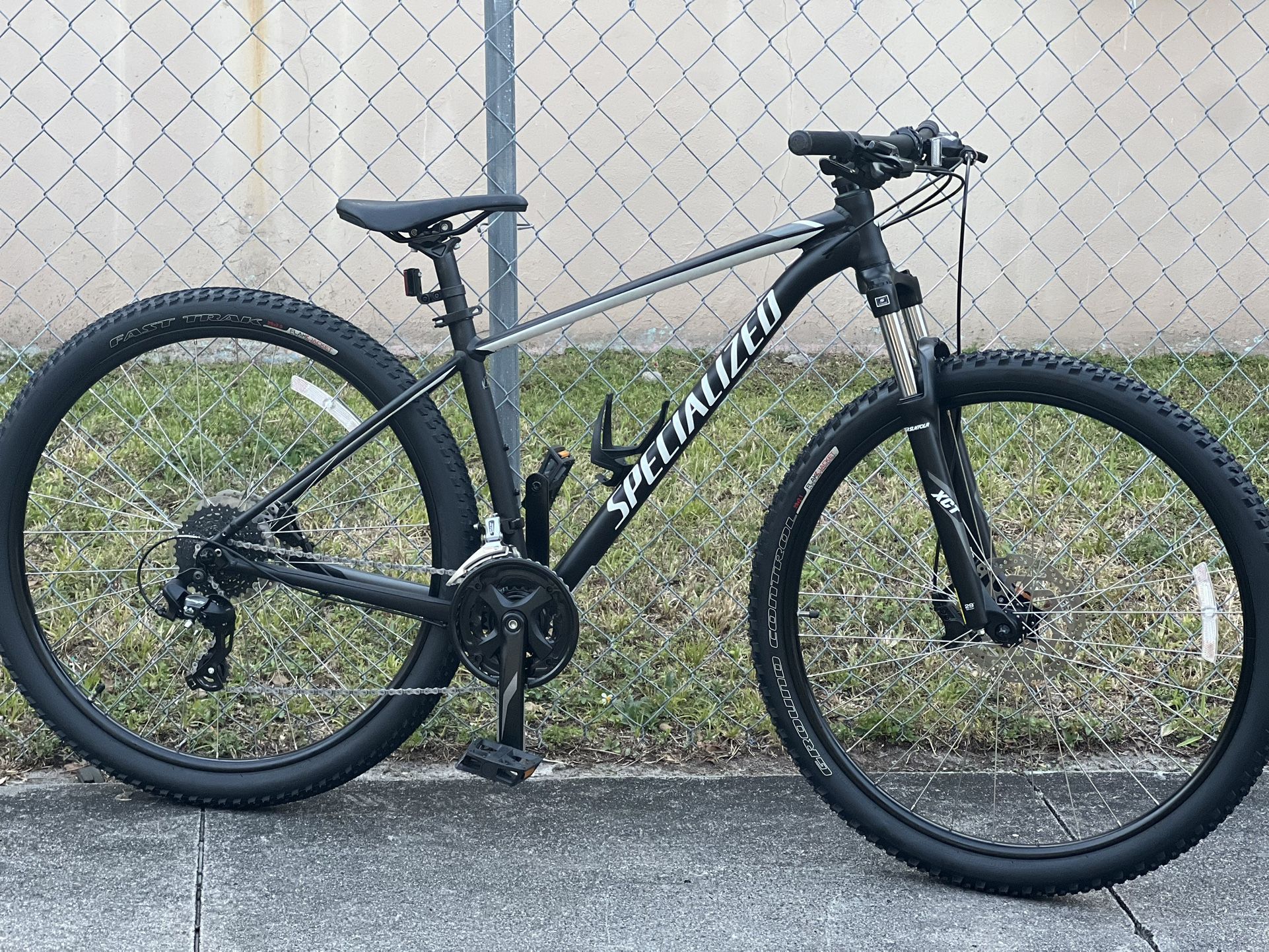 Specialized Rockhopper MTB, 29 Inch