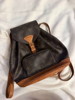 Vintage  LV backpack