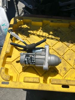 2020-2025 Nissan Sentra 2.0. Starter Oem