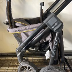 Evenflo Pivot Xplore 