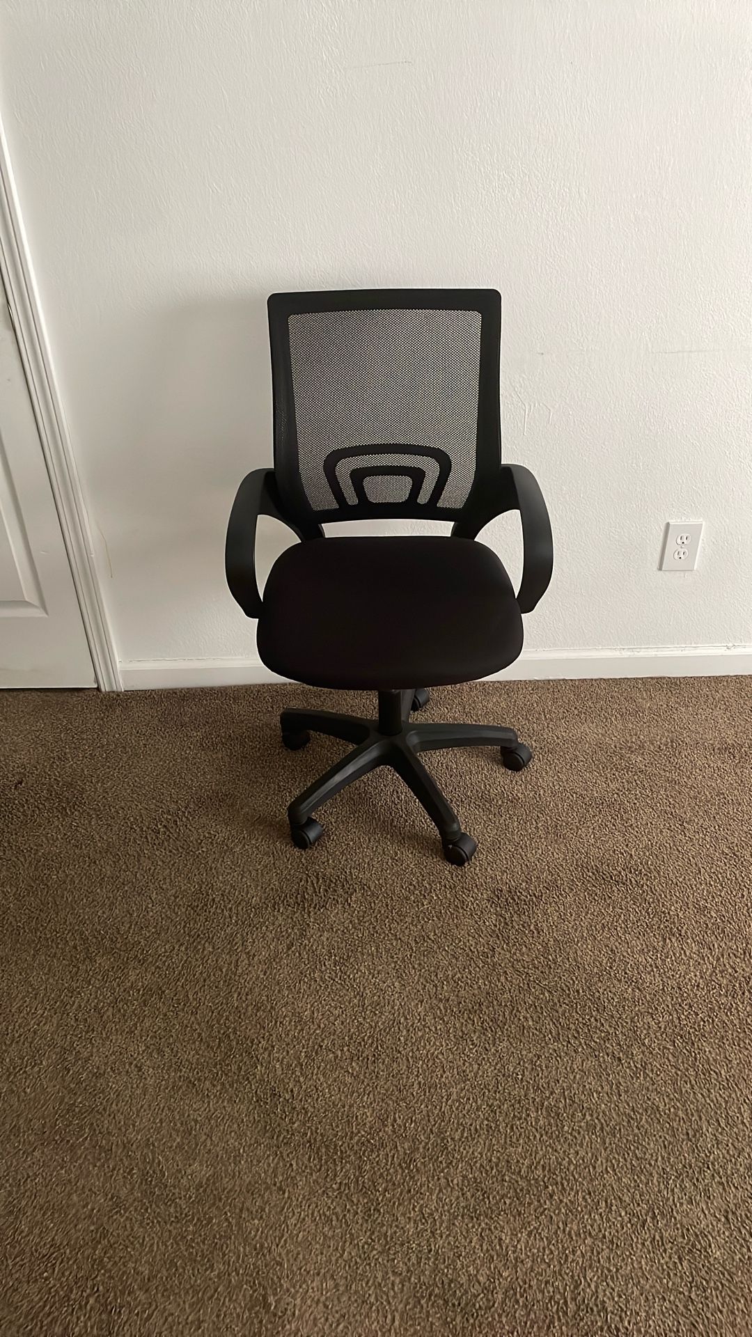 NEO Ergonomic Mesh Office Chair – Adjustable Height, Lumbar Support, Swivel