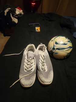 Bowling Shoes Size 13