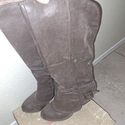 Gray Suede Leather Boot Knee High Womens 9 Boot  