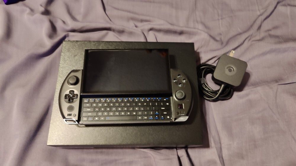 GPD Win 4 Handheld PC Ryzen 6800u with 32GB of RAM, 4TB NVMe