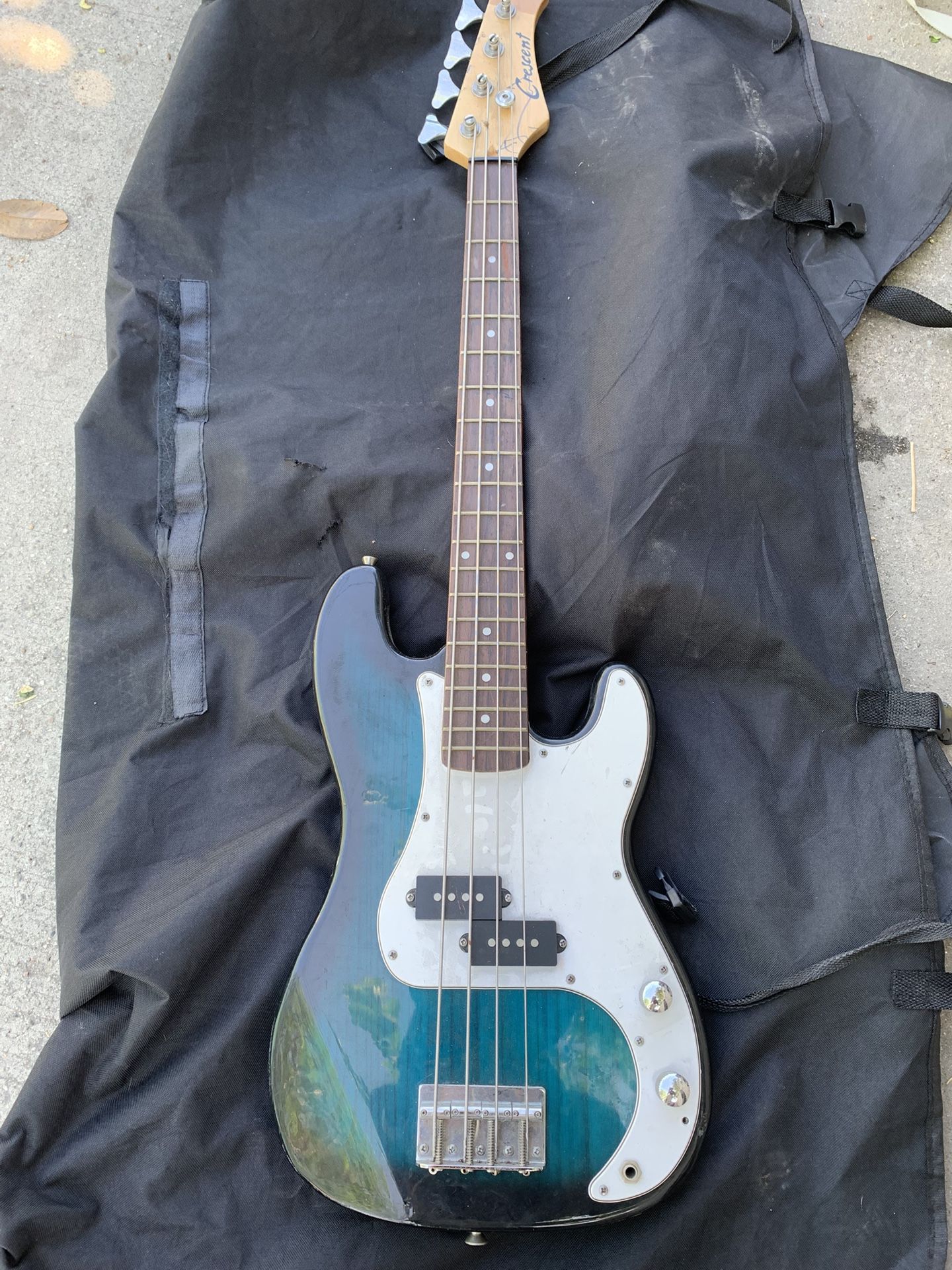 Crescent Electric Bass