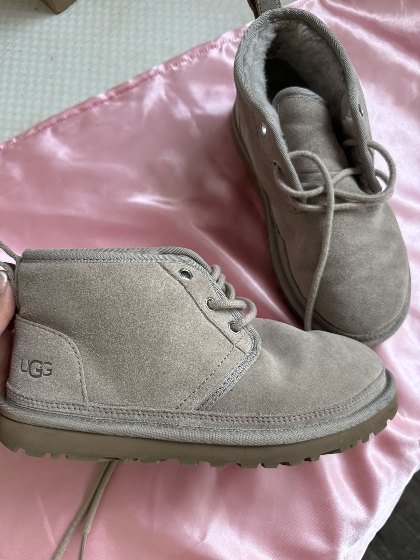 Ugg