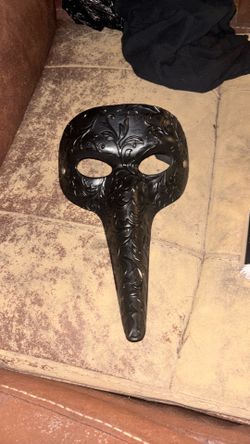 Masqerade Venetian long nose vintage Black mask