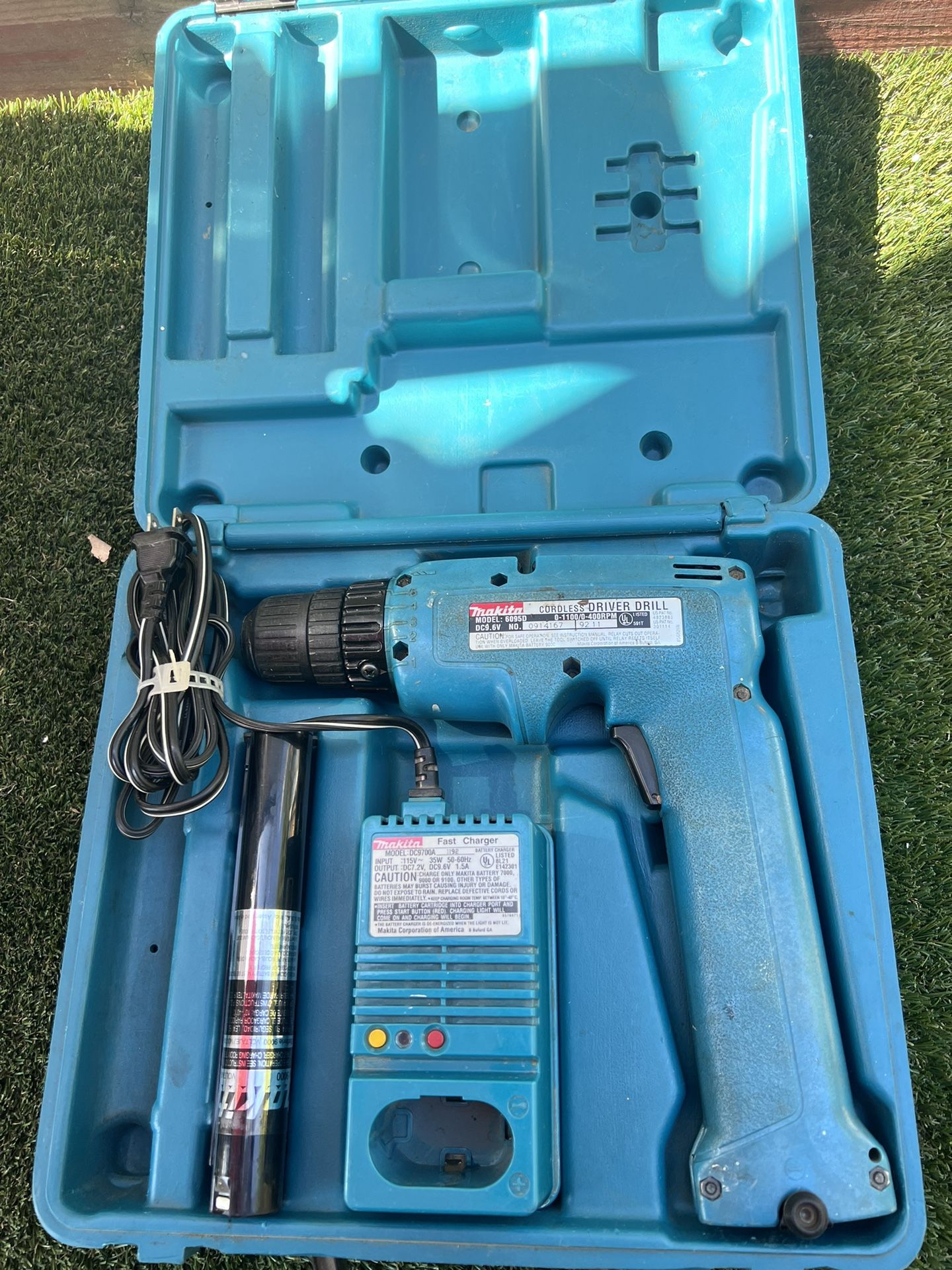 Vintage Makita Cordless Driver Drill 6095D 9.6V 3/8" Chuck Tested &