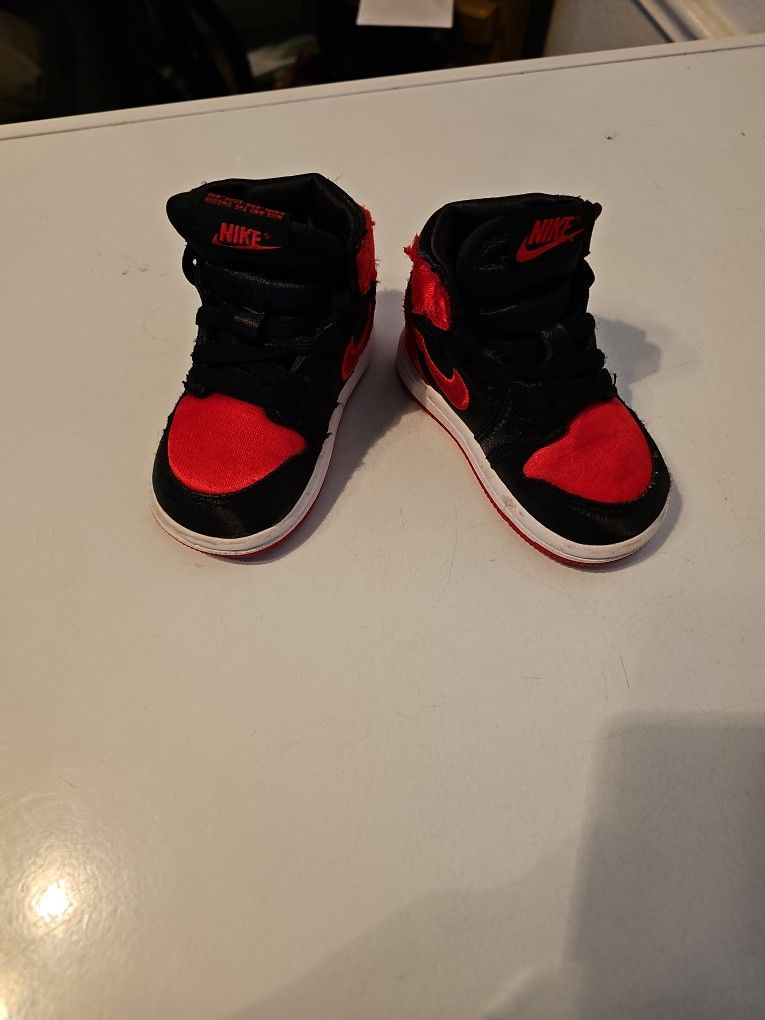 Jordan 1 Size 4c