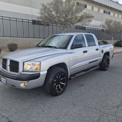 2006 Dodge Dakota