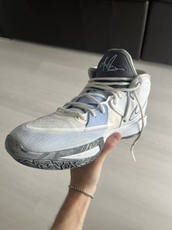 Nike Kyrie Irving Size 14