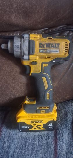 DeWalt 20V MAX XR Cordless 1/2 in. Impact Wrench with (optional newer 4.0 amp battery and charger)