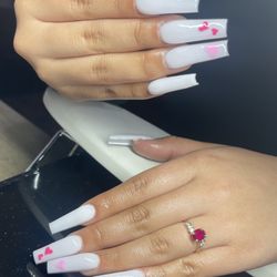 Nails 