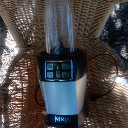 !! Ninja  Nutri Blender