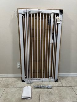 Extra Tall Cate Gate / Safety Gate - Fits Openings 30” - 35.4”