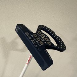 Lab DF2.1 Limited Edition July 4th Armlock Putter Left Handed 42”