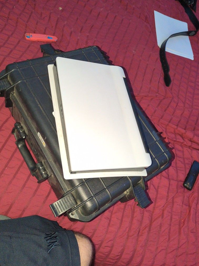 G-STORY PS5 Integrated Screen - 4k, 16.5 Inch.