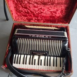 Wurlitzer Accordion 