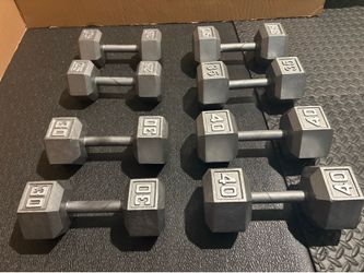 Set of Hex Cast Iron Dumbbells ( heavy) 40#, 35#, 30# and 25 #   In total: 260 pounds.