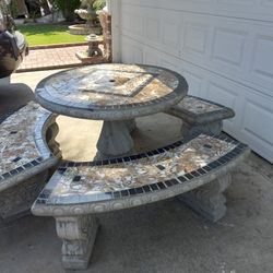 Mesa De Cemento Y Ceramica Nueva Con Bancas. Super Bonita $450