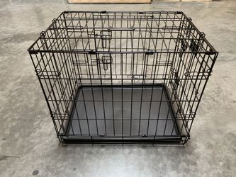 Medium 24” Dog Crate wire folding cage 24”x17”x20””H double doors New in Box