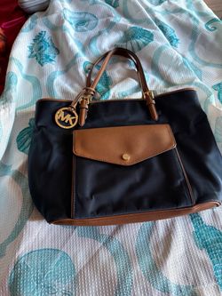 Lindo. Juego. De bolsos.