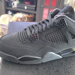 Jordan 4 BlackCat 