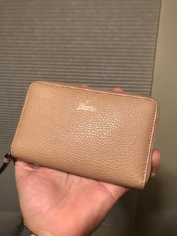 Women's Gucci Wallet.