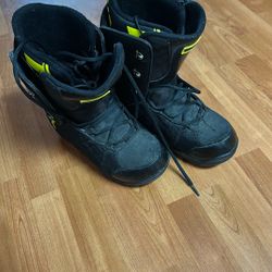 Men’s Snowboard Boots 