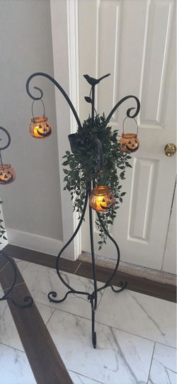 Three tier iron plant hanger ￼