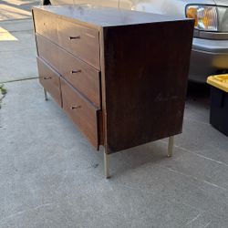 Free 6 Drawer For Clothes 
