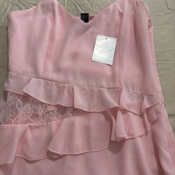 Pink Forever 21 lace dress size medium