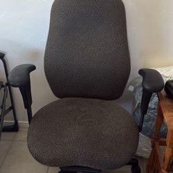 Swivel Office Chair