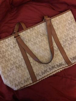 Mk purse