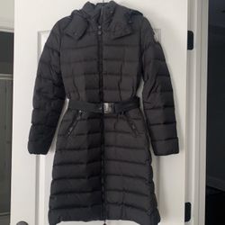 Authentic Moncler Puffer (down Jacket)