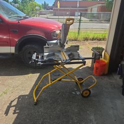 Dewalt 12" Double Bevel Sliding Compound Miter Saw