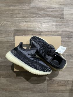 Brand New! Adidas Yeezy 350 V2 Black Carbon
