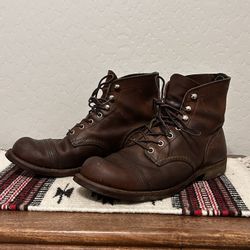 Red Wing Boots 9 D 