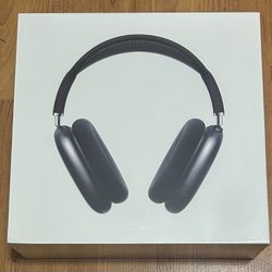 On sale AirPods Max second generation with usb-c